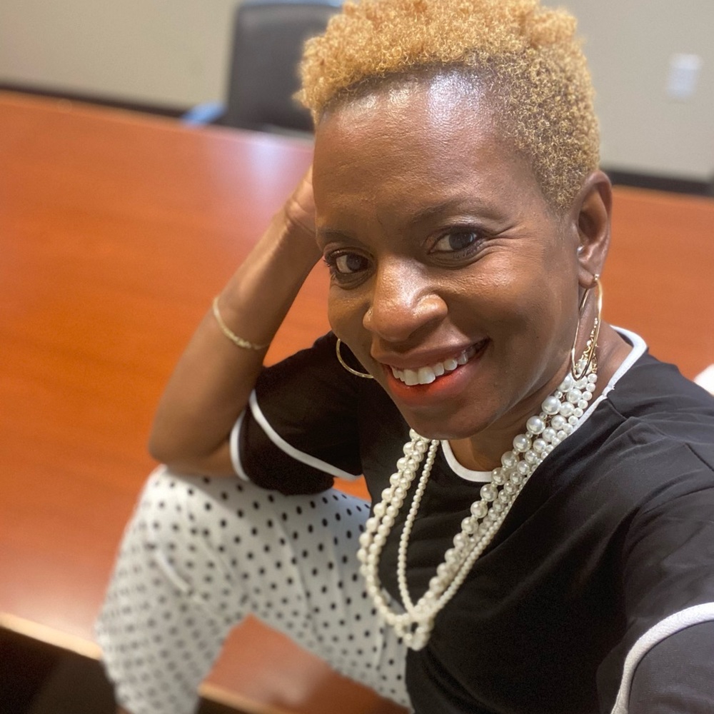 Meet your Posher, Stef